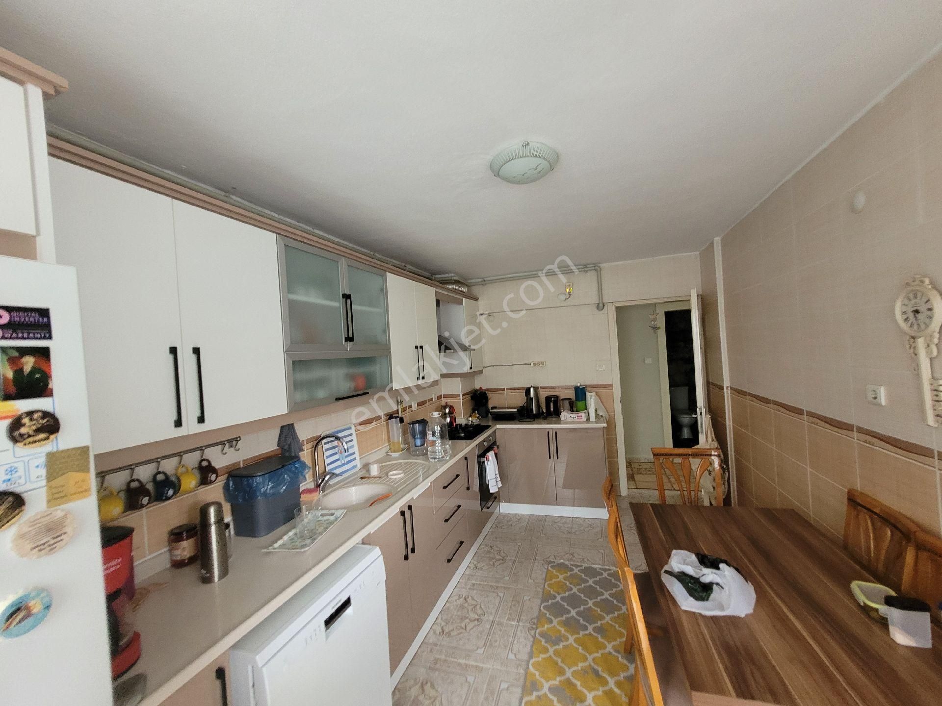 Konak Mahallesi’nde Aileler İçin Kaçırılmayacak 3+1 Geniş Daire! - Görsel 12