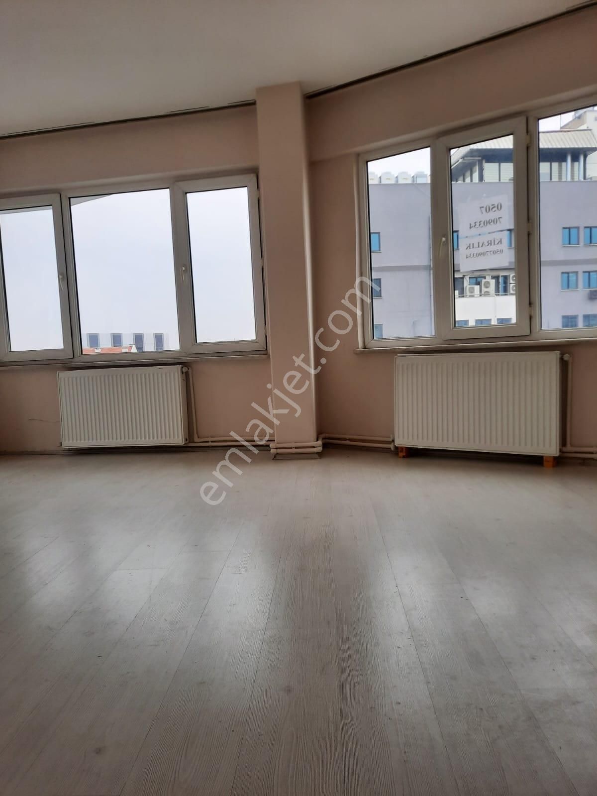 Balkesir Çarşı Merkezde Kiralık 2+1 Daire - Görsel 2