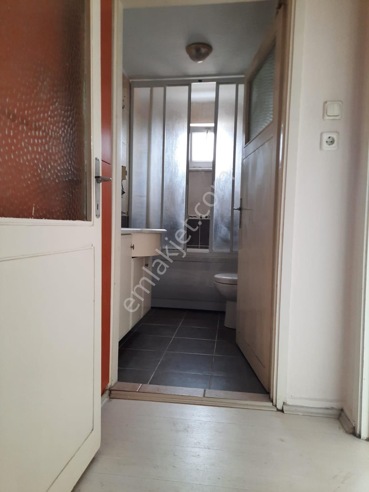 Balkesir Çarşı Merkezde Kiralık 2+1 Daire - Görsel 13