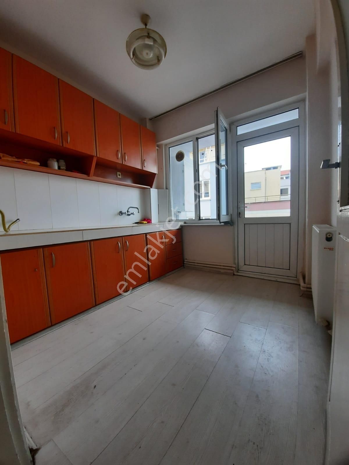 Balkesir Çarşı Merkezde Kiralık 2+1 Daire - Görsel 9