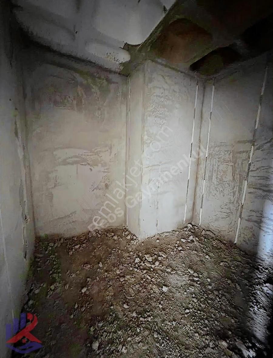 Reos Gayrimenkul'den Kuyumcu Kent Sitesinde Satılık Dükkan - Görsel 5