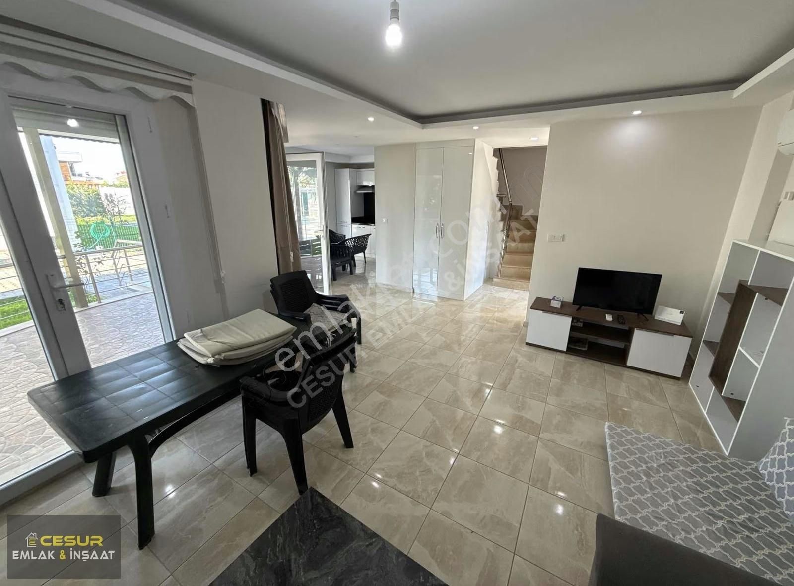 İzmir Dikili Palmiye Sitesinde Satılık Ultra Lüks 5+1 Villa - Görsel 13