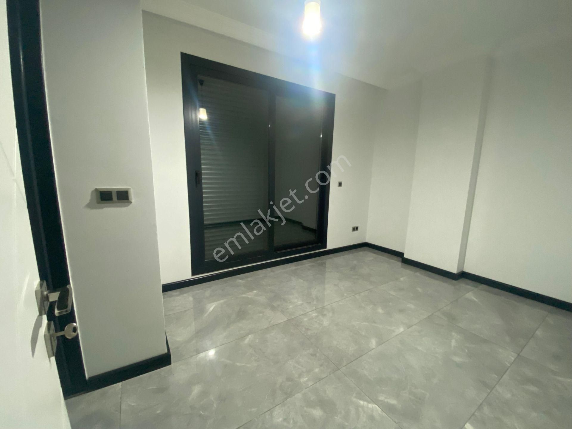 Hisar Mahallesi'nde Havuzlu Site İçinde 3+1 Sıfır Dubleks Villa - Görsel 22