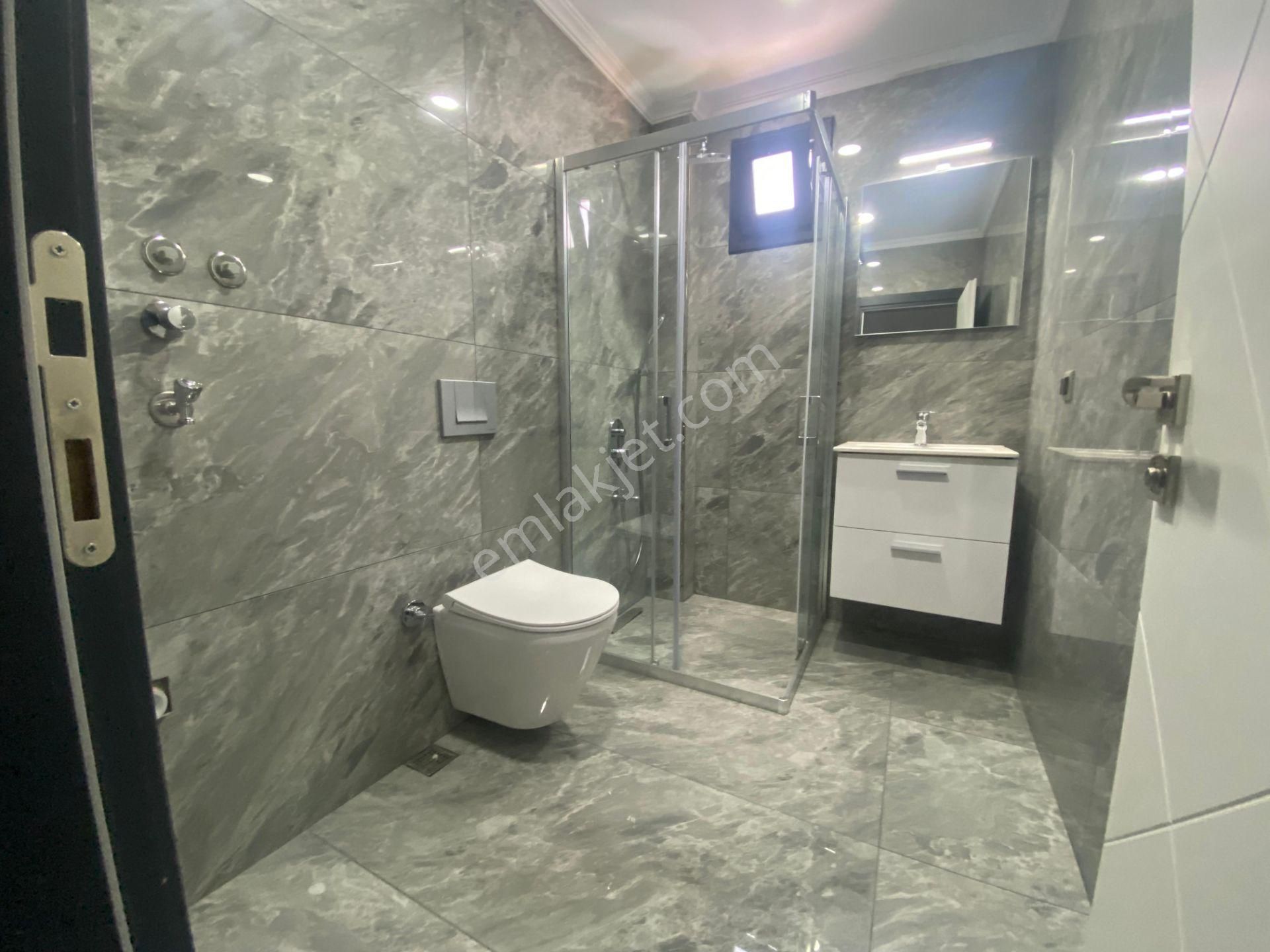 Hisar Mahallesi'nde Havuzlu Site İçinde 3+1 Sıfır Dubleks Villa - Görsel 20