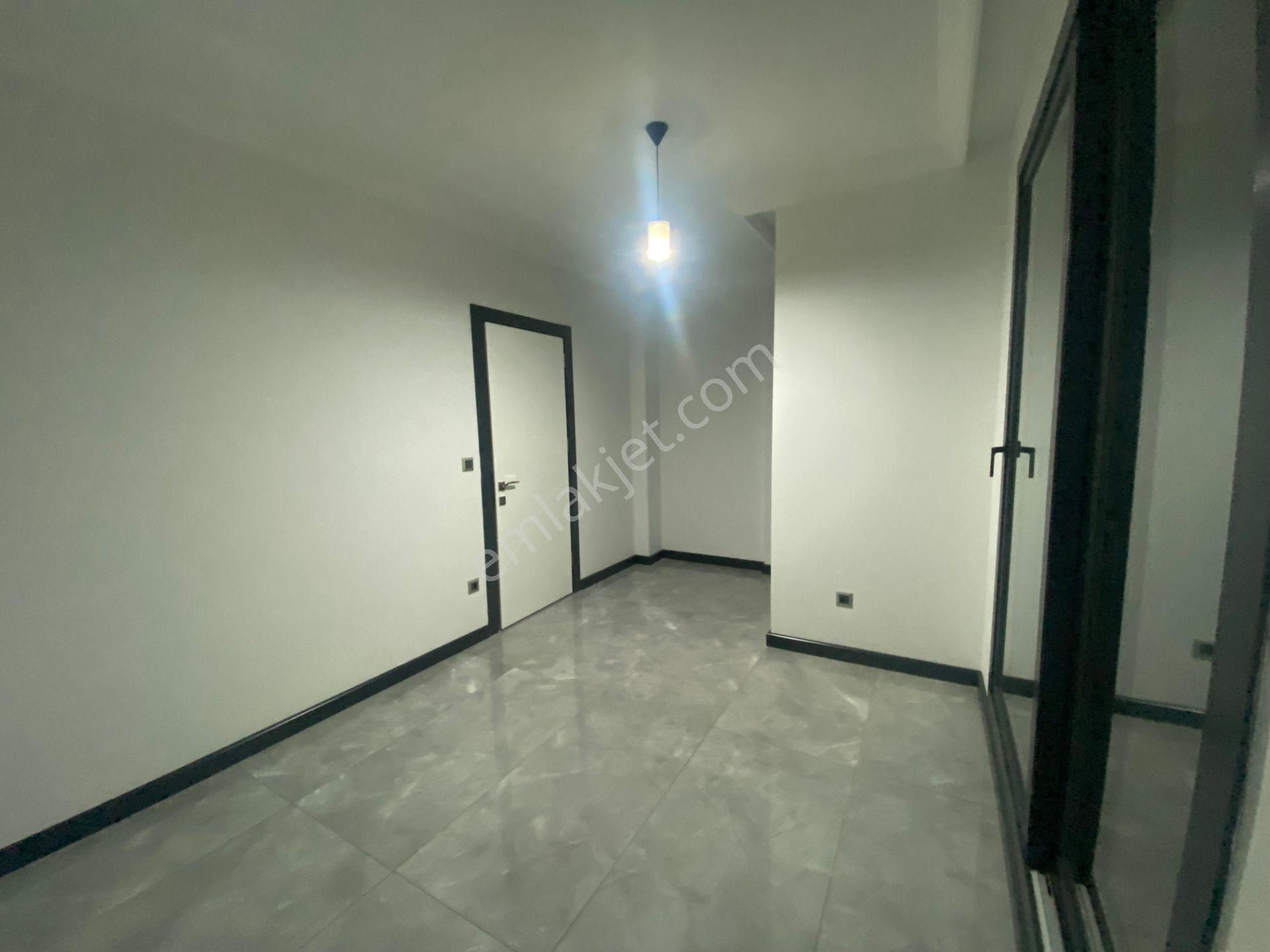 Hisar Mahallesi'nde Havuzlu Site İçinde 3+1 Sıfır Dubleks Villa - Görsel 25