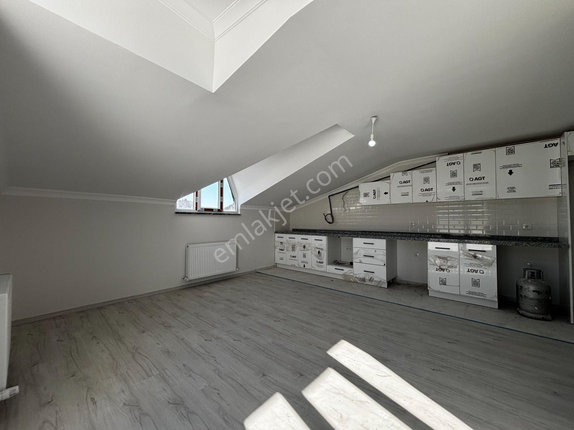 Next House'dan Şirinevler Merkezde Modern Tasarımlı 4+2 Dubleks - Görsel 24