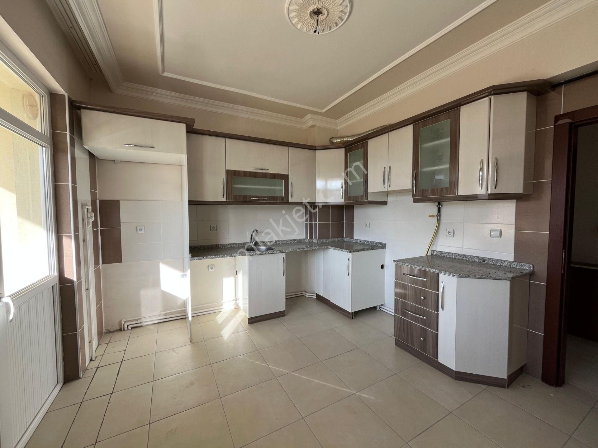 Öz Gaye Emlaktan Develi İbrahimağa Mahallesinde Satılık Daire - Görsel 7