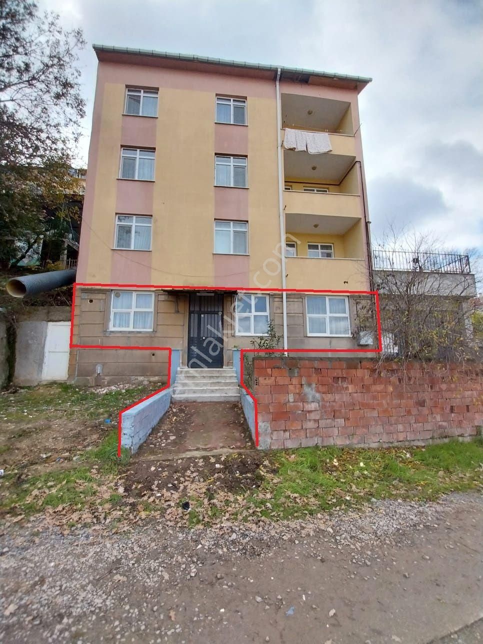 Kocaeli Gölcük Çiftlik Mahallesi Kiralık 70 M² Depo