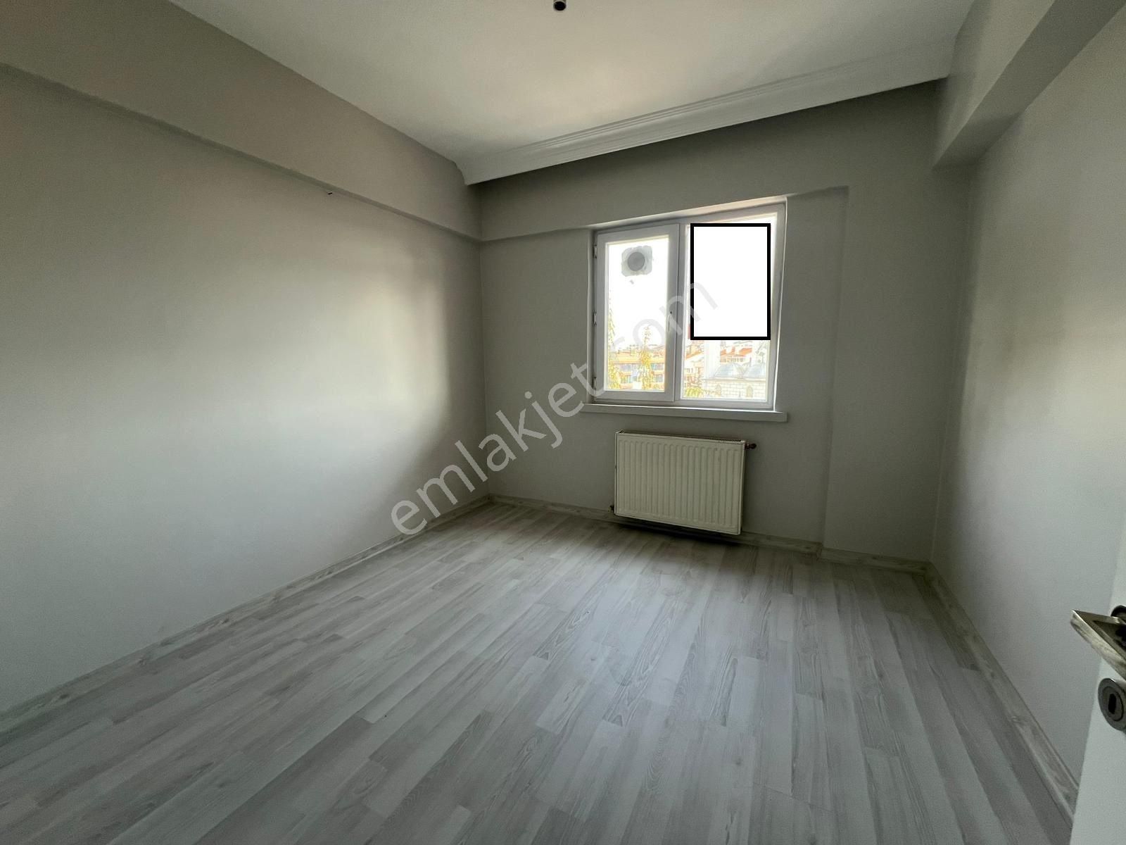 Engin Emlak'tan Hicret Cami Yanın'da 3+1 Masrafsız Daire - Görsel 13