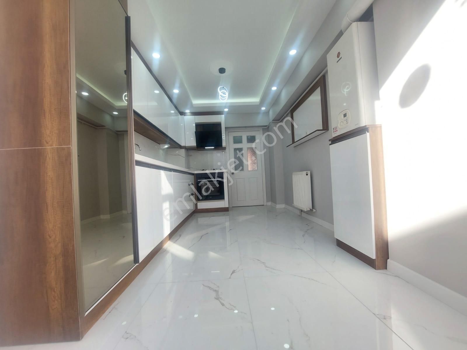 Elvan Mah Satılık 3+1 Yht Yakını Full Yapılı Ön Cephe Daire - Görsel 4