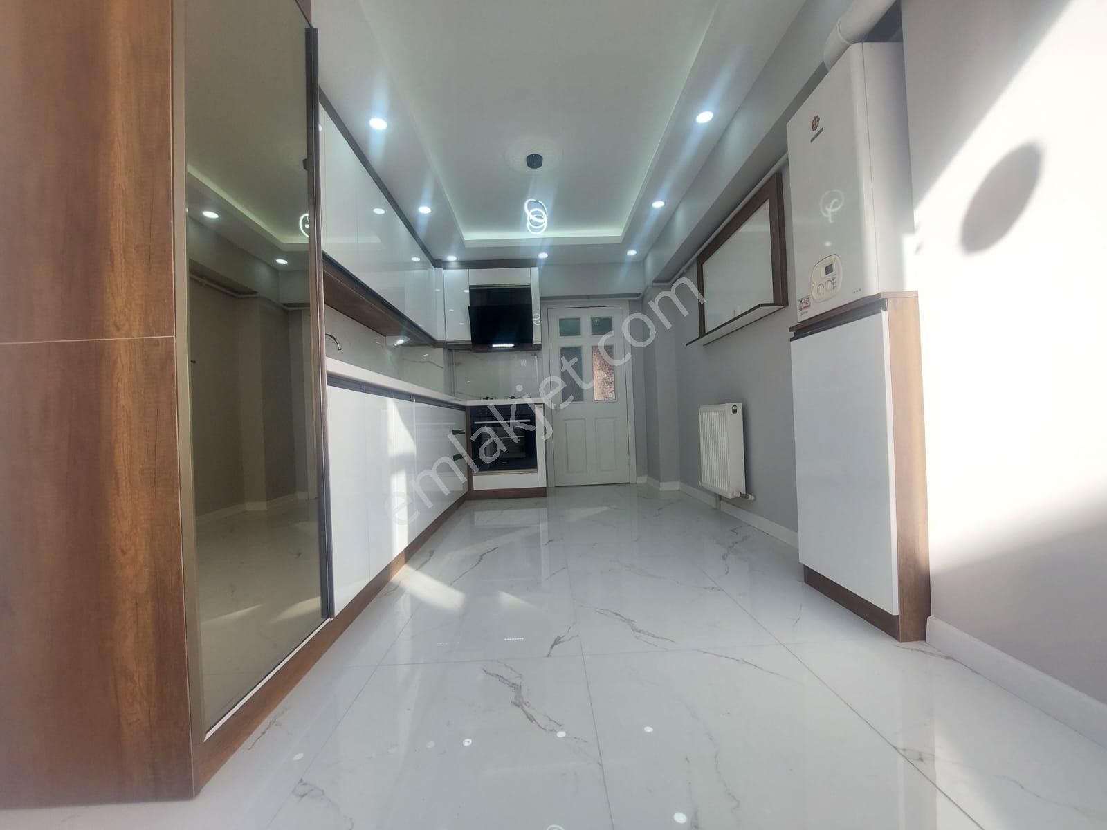 Elvan Mah Satılık 3+1 Yht Yakını Full Yapılı Ön Cephe Daire - Görsel 2