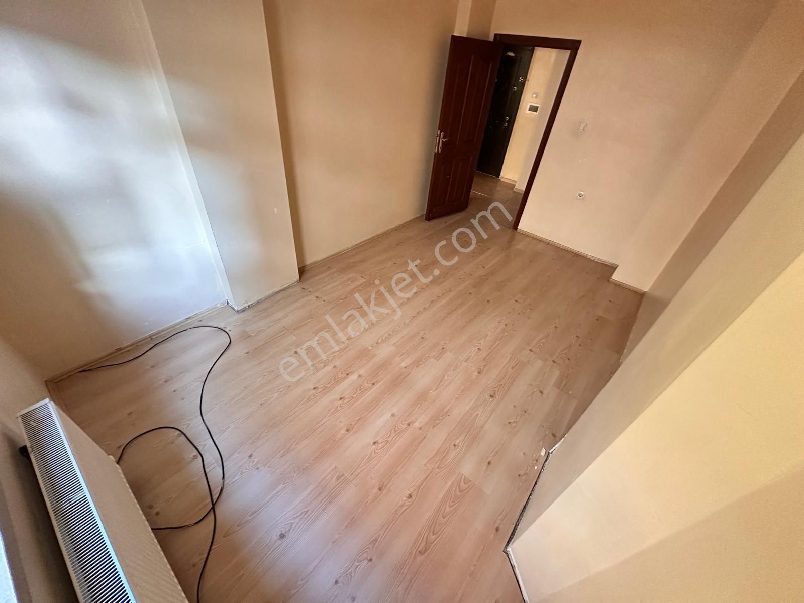 Karapürçek. Köroglu Parkı Elfida Cafe Yakını 2+1 Y.giriş A.daire Var - Görsel 18