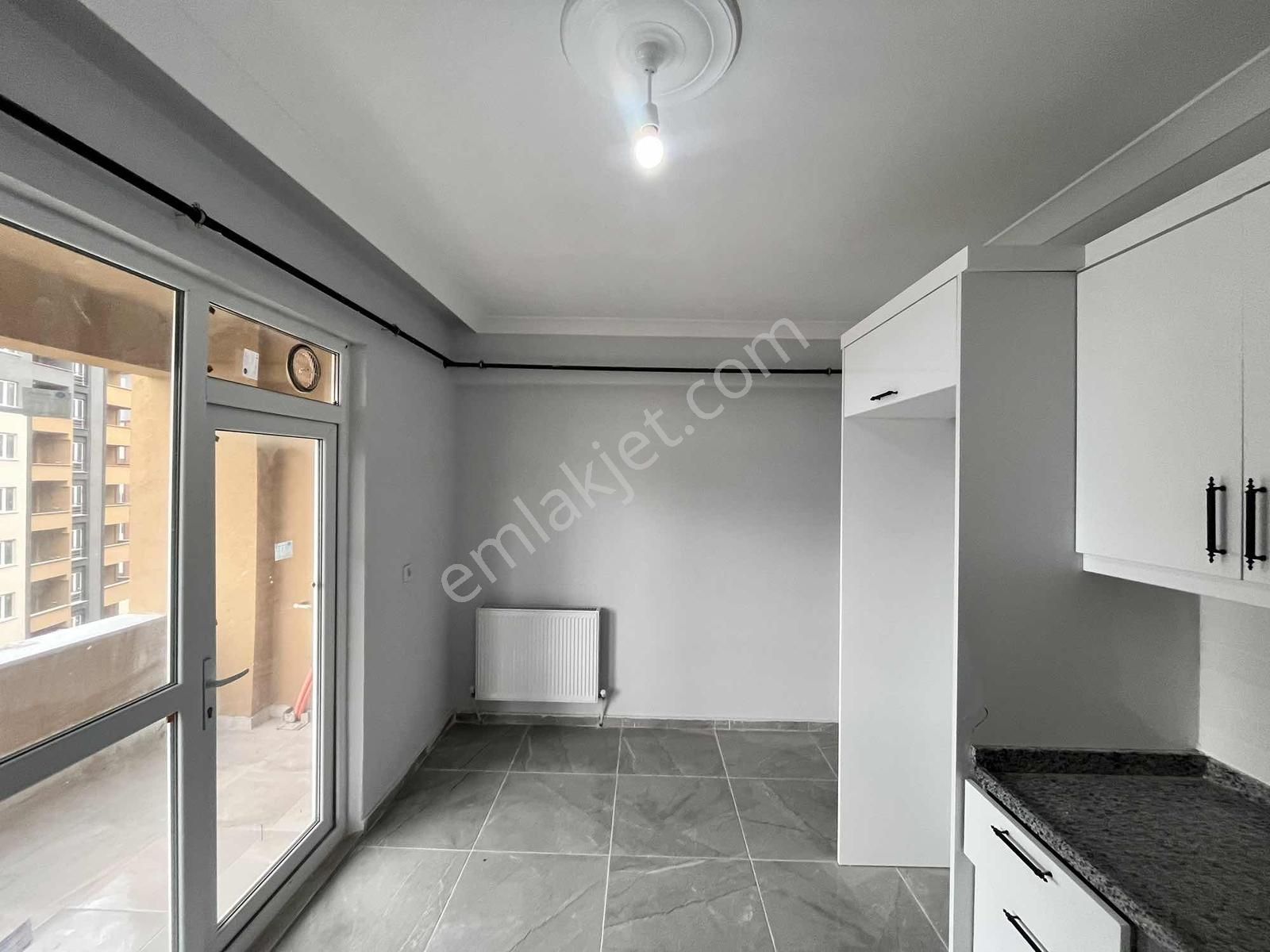 Akdoğanlardan İstasyonda Site İçinde Arakat İskanlı Satılık 3+1 - Görsel 6