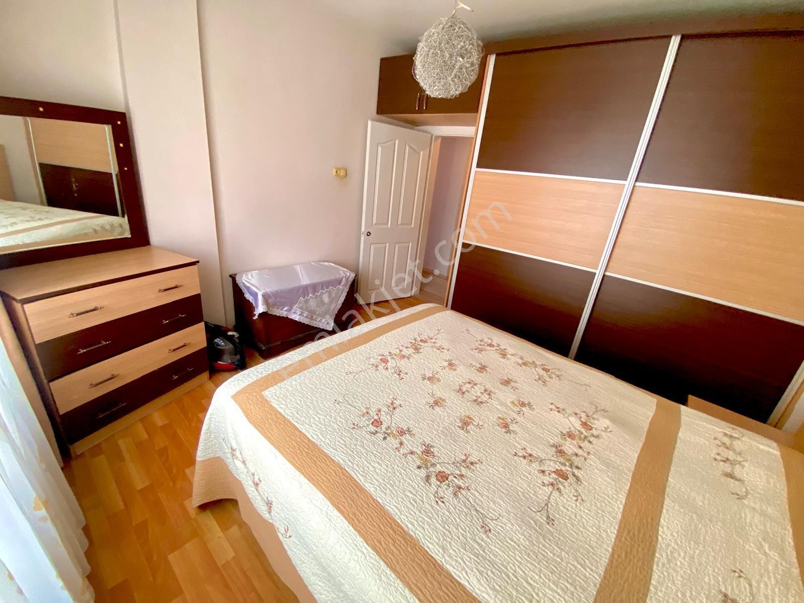 Köşe Başında, Boş Ve Ferah Daire Bağcılar Kemalpaşa Mahallesi - Görsel 14