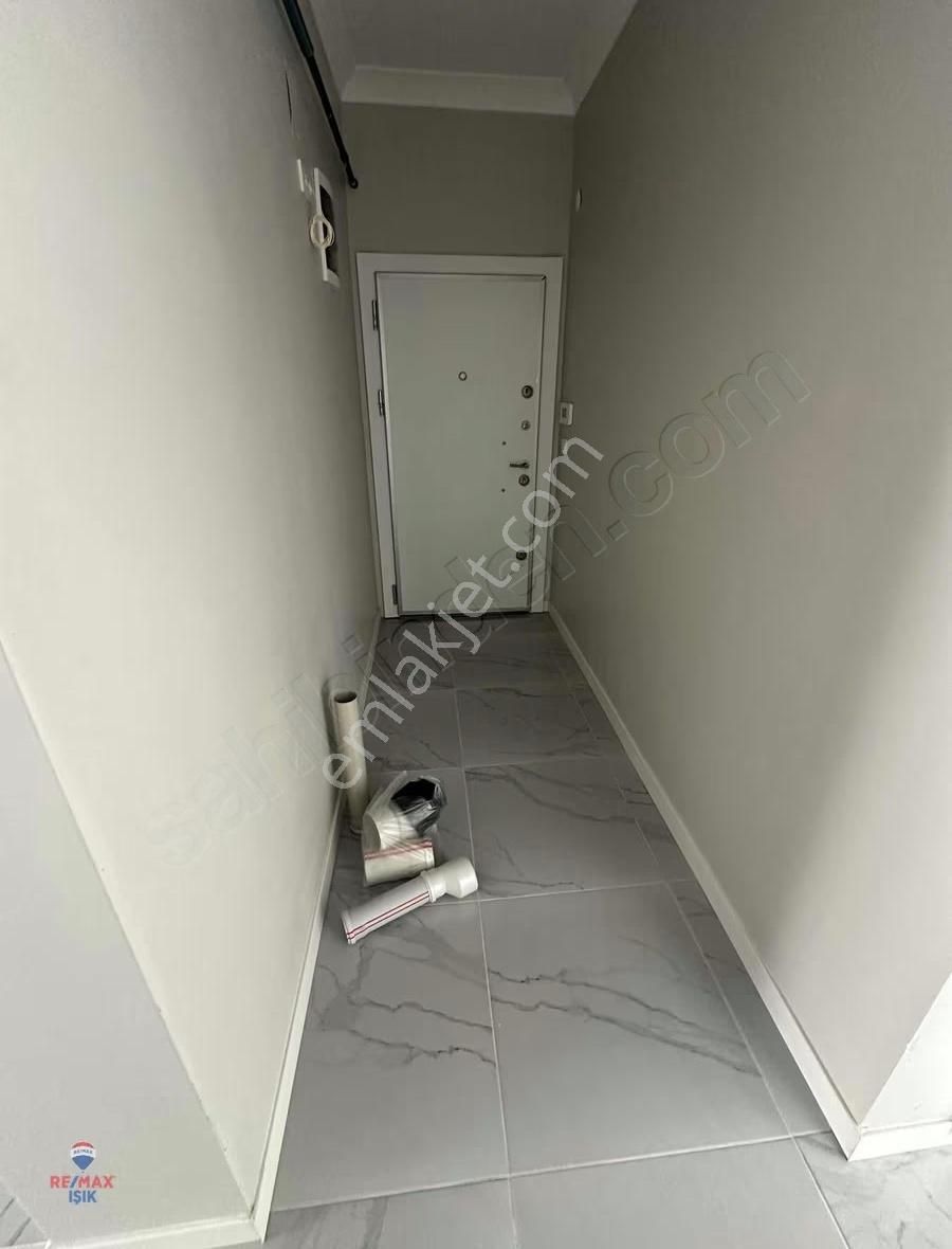 Sultanbeylı Merkezde Beşıncı Katta 2 + 1 Acıl Satılık Araka - Görsel 29