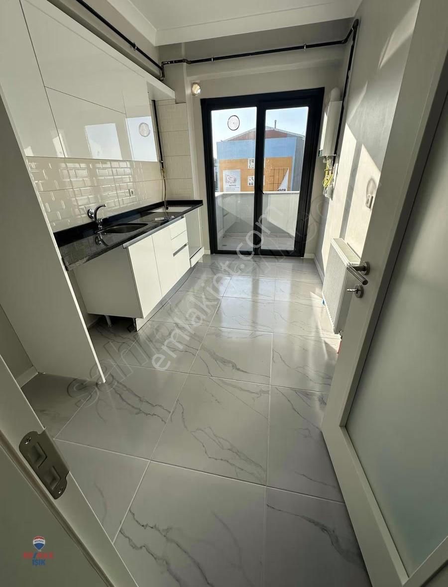 Sultanbeylı Merkezde Beşıncı Katta 2 + 1 Acıl Satılık Araka - Görsel 11