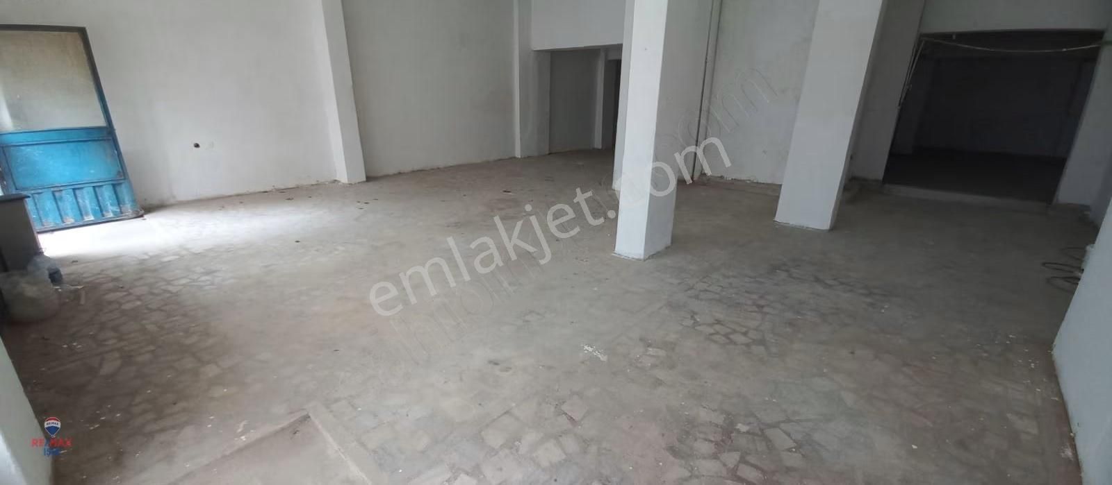 Önüne Araç Yanaşır 250 M² Tek Parça Yedpa'ya Yakın Düz Giriş - Görsel 18