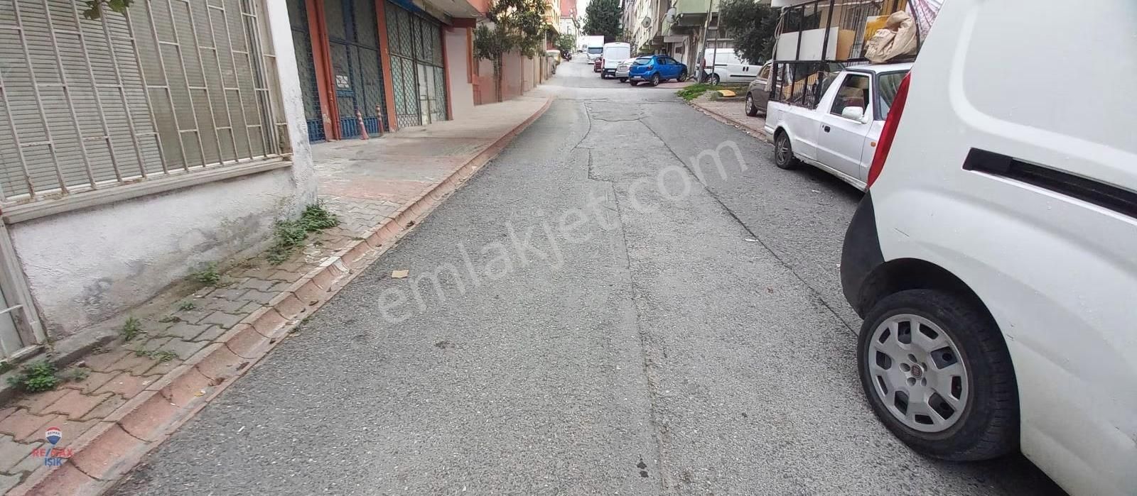 Önüne Araç Yanaşır 250 M² Tek Parça Yedpa'ya Yakın Düz Giriş - Görsel 20