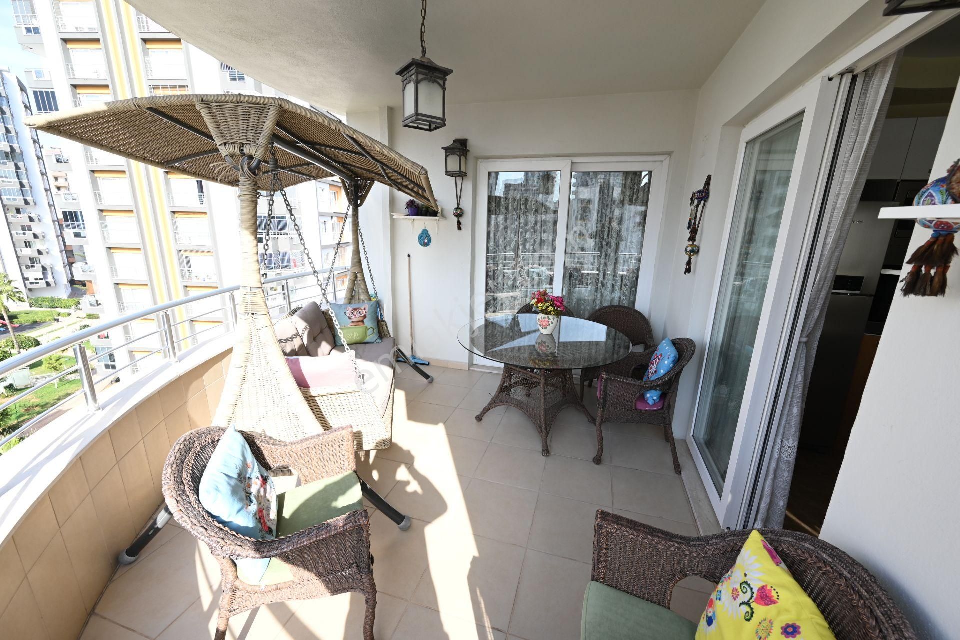 Üstünkent Emlak'tan Site İçi 3+1 Bağımsız Mutfak D.gazlı Havuzlu - Görsel 25