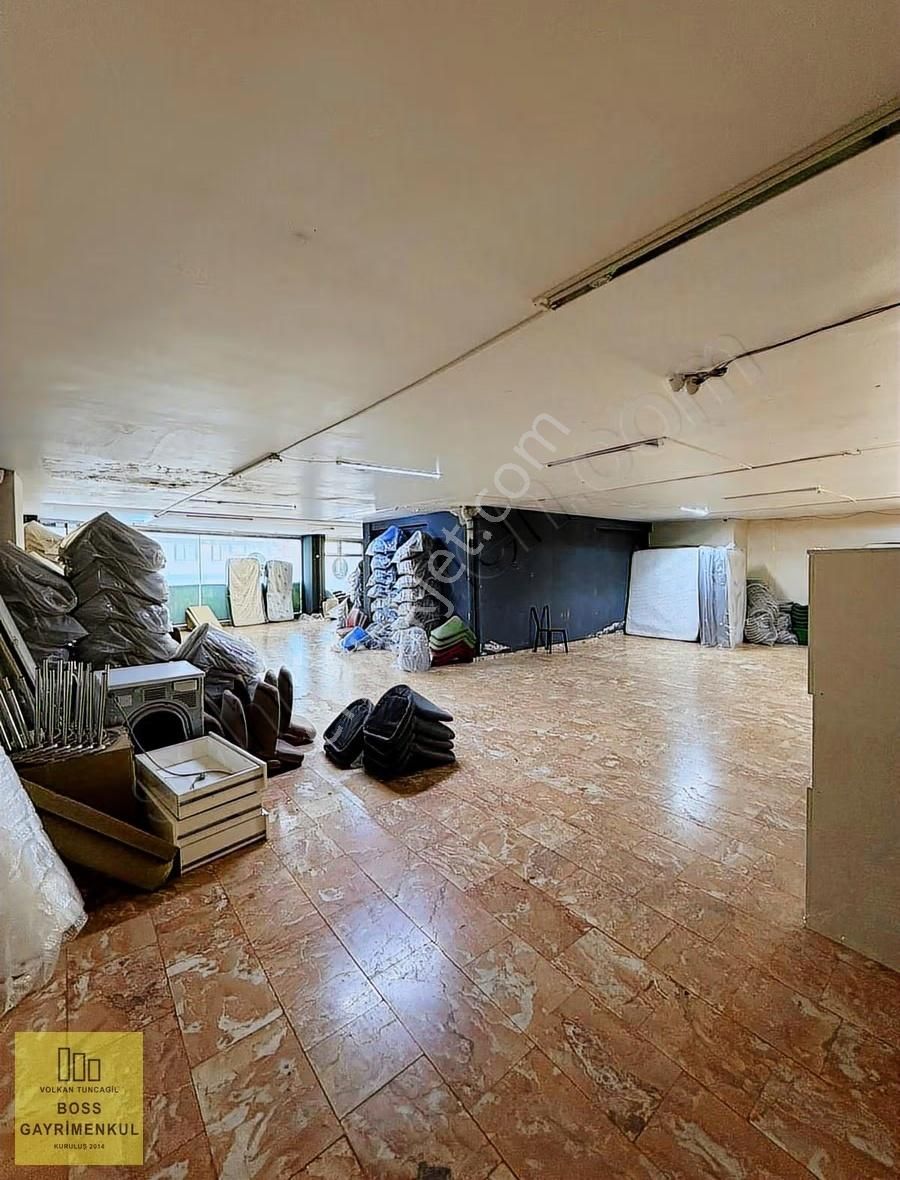Üçevler'de Üç Katlı Net 1000m2li Kiralık Dükkan - Görsel 8