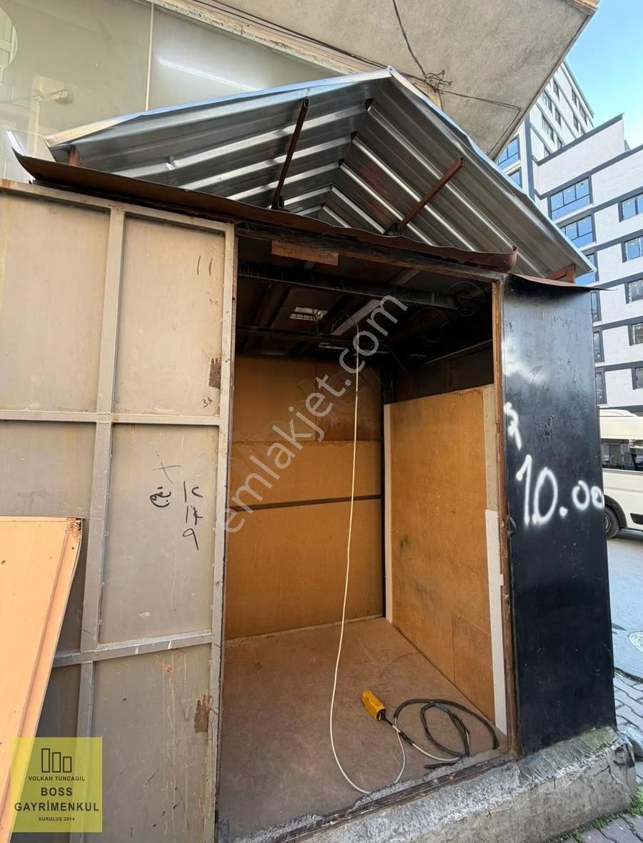Üçevler'de Üç Katlı Net 1000m2li Kiralık Dükkan - Görsel 7