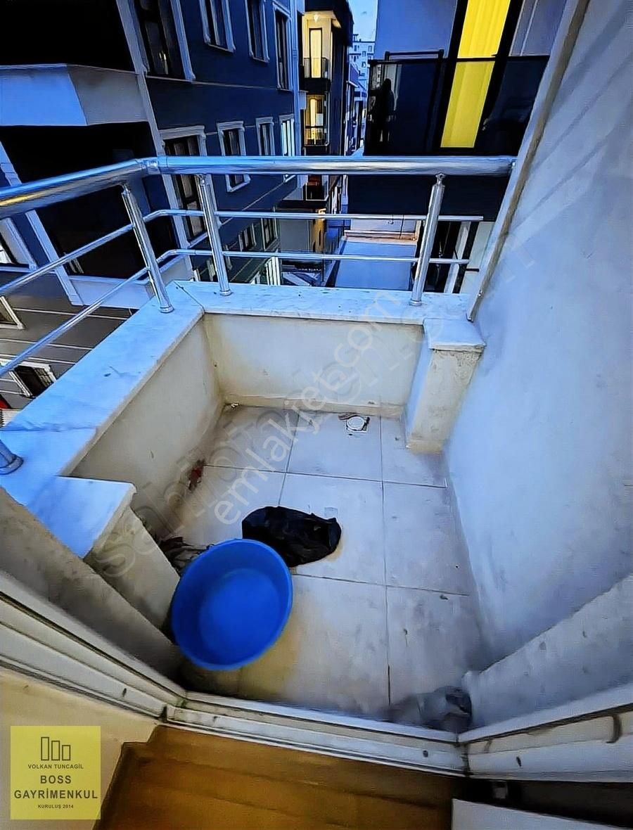 Beylikdüzü Yakupluda Metrobüse Yakın Geniş M2 1.kat - Görsel 7