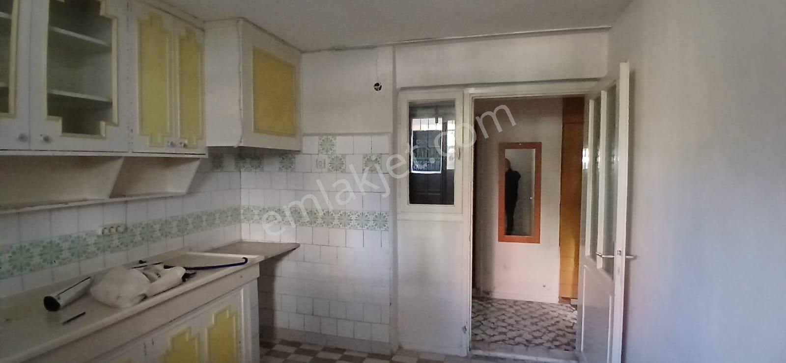 Aydın Nazilli Turan Mahallesi Satılık 3+1 Yarı Bodrum Depo Nitelikli Daire - Görsel 13