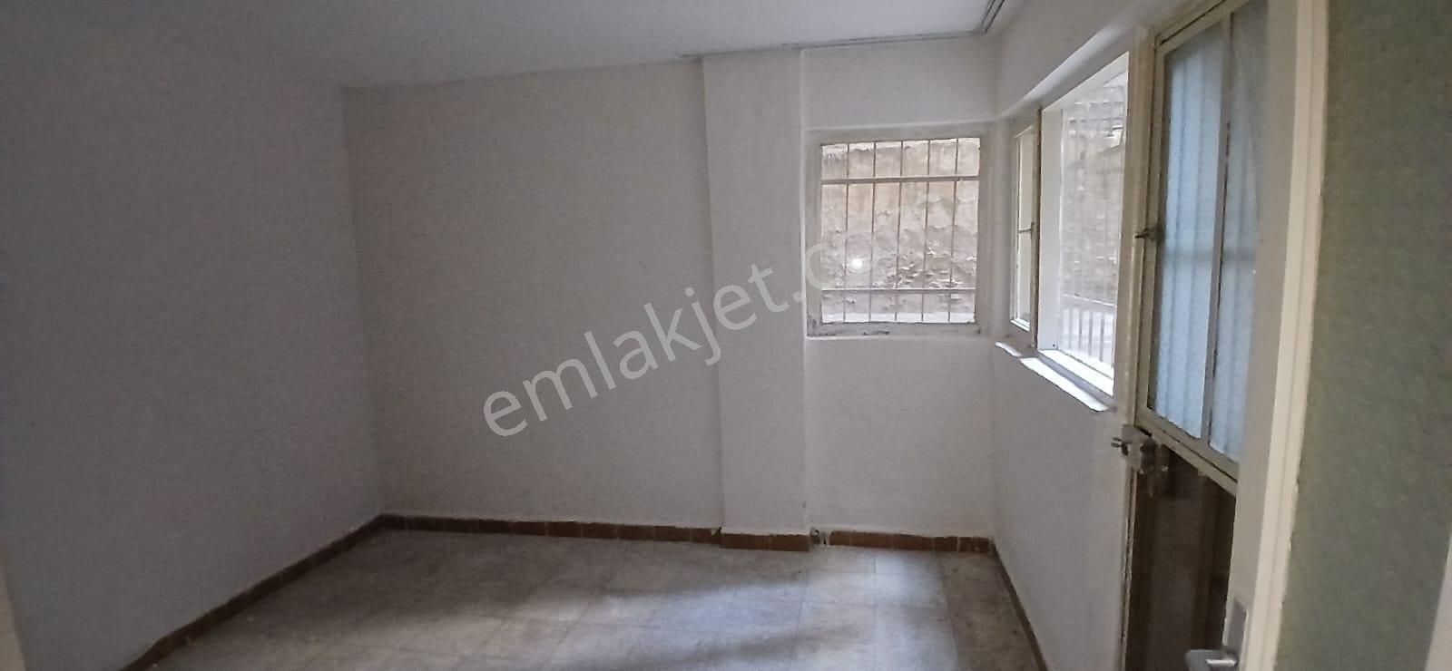 Aydın Nazilli Turan Mahallesi Satılık 3+1 Yarı Bodrum Depo Nitelikli Daire - Görsel 18