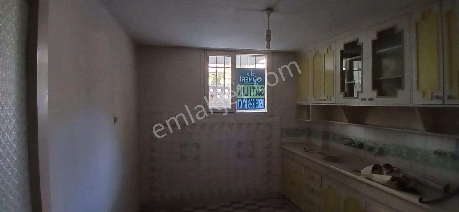 Aydın Nazilli Turan Mahallesi Satılık 3+1 Yarı Bodrum Depo Nitelikli Daire - Görsel 14