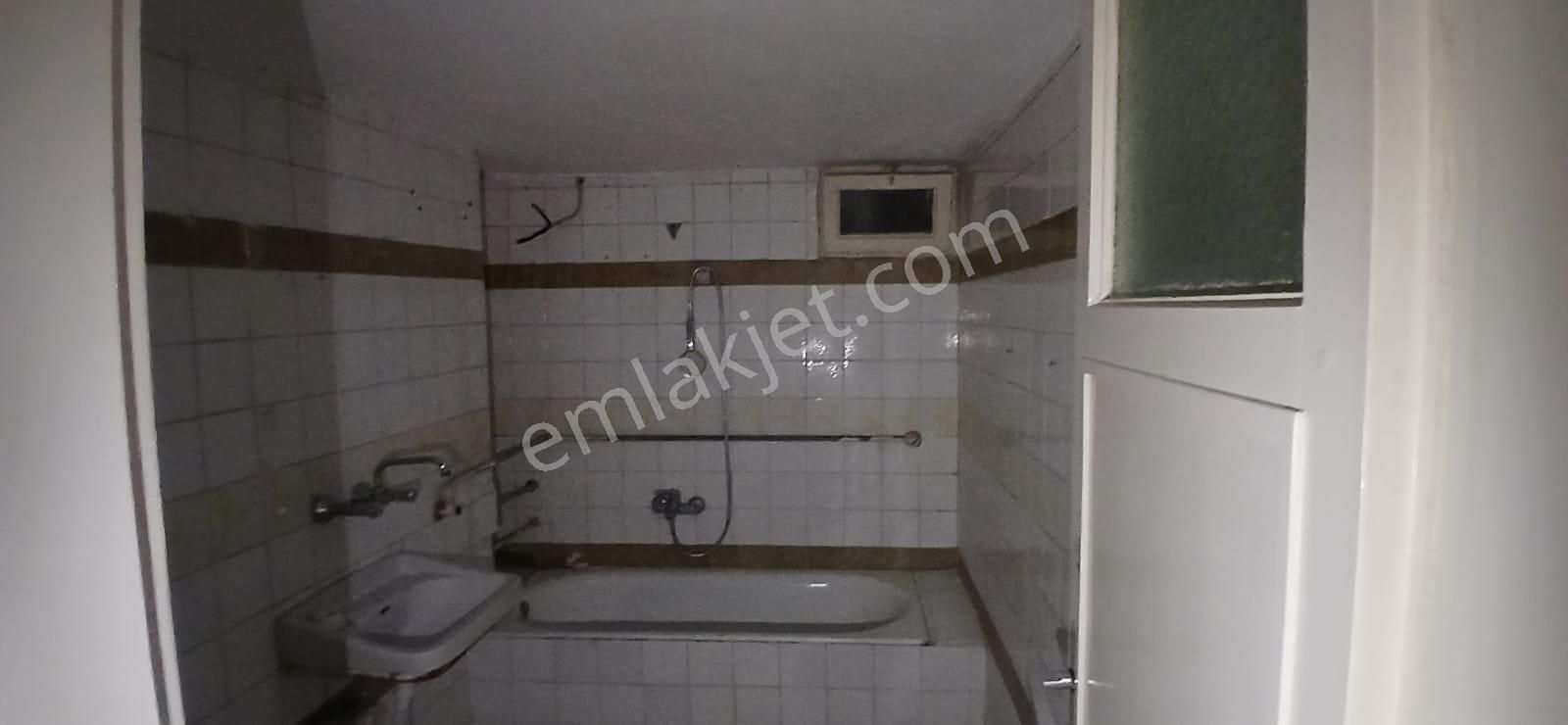 Aydın Nazilli Turan Mahallesi Satılık 3+1 Yarı Bodrum Depo Nitelikli Daire - Görsel 19