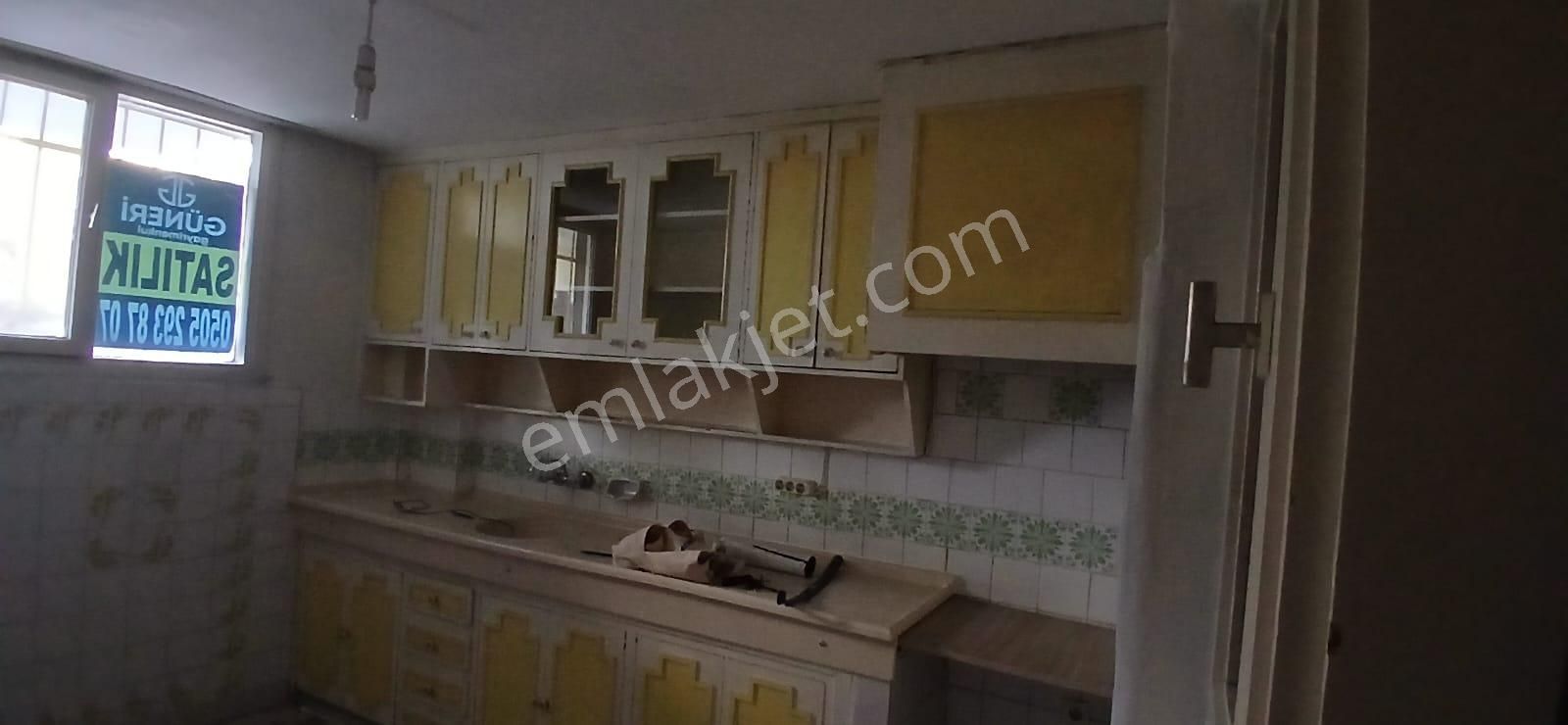 Aydın Nazilli Turan Mahallesi Satılık 3+1 Yarı Bodrum Depo Nitelikli Daire - Görsel 16