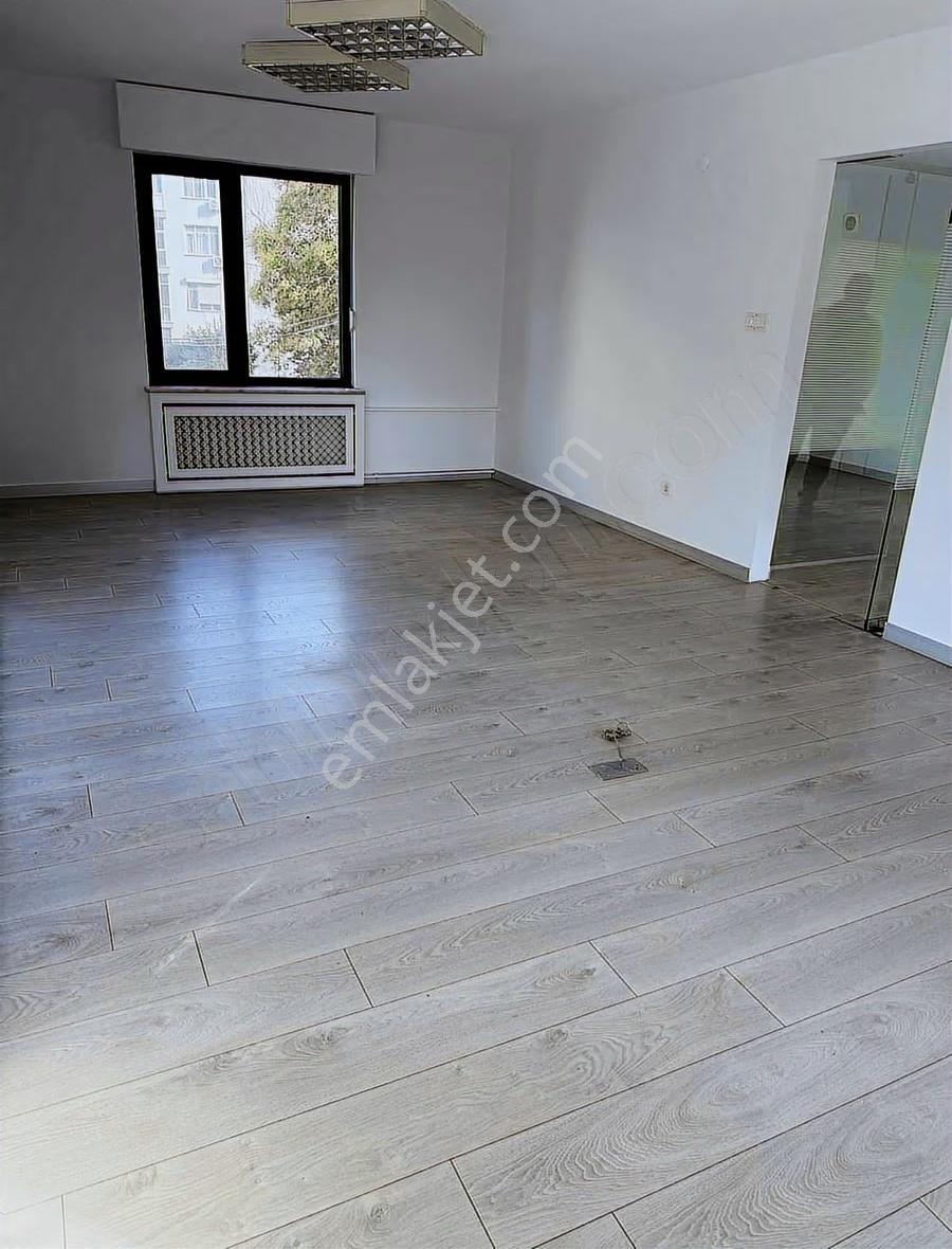 Fulya Ortaklar Caddesinde 3 + 1 Kiralık Ofis Katı 130 M2 - Görsel 9