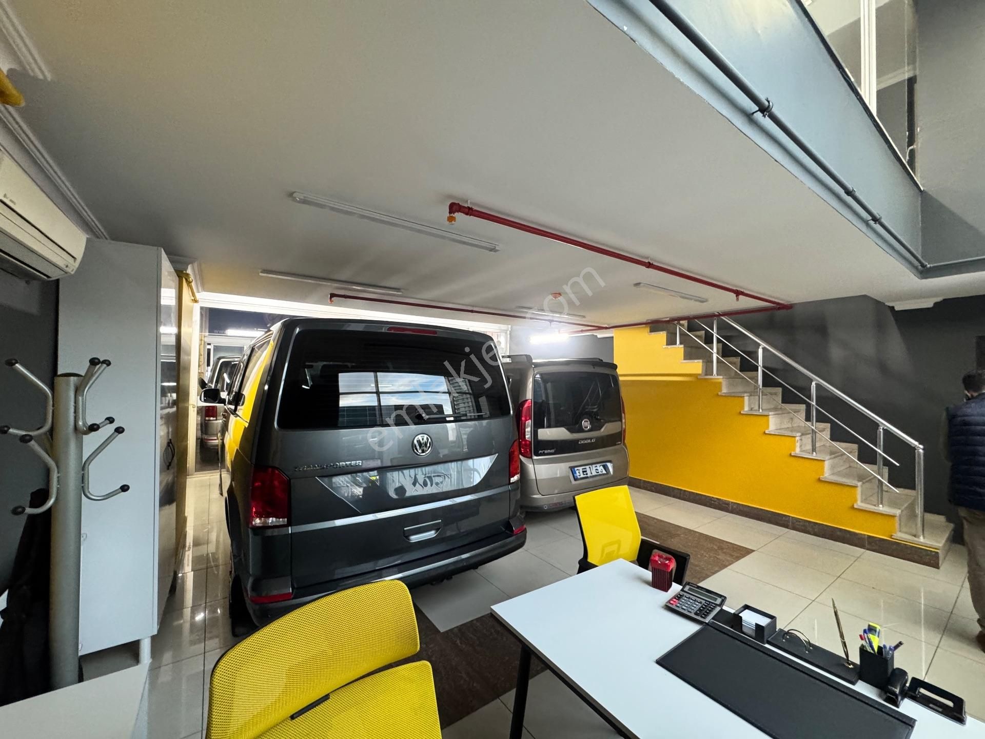 İstoç Oto Ticaret Merkezinde N Blok Merkezi Konum Satılık Dükkan - Görsel 18