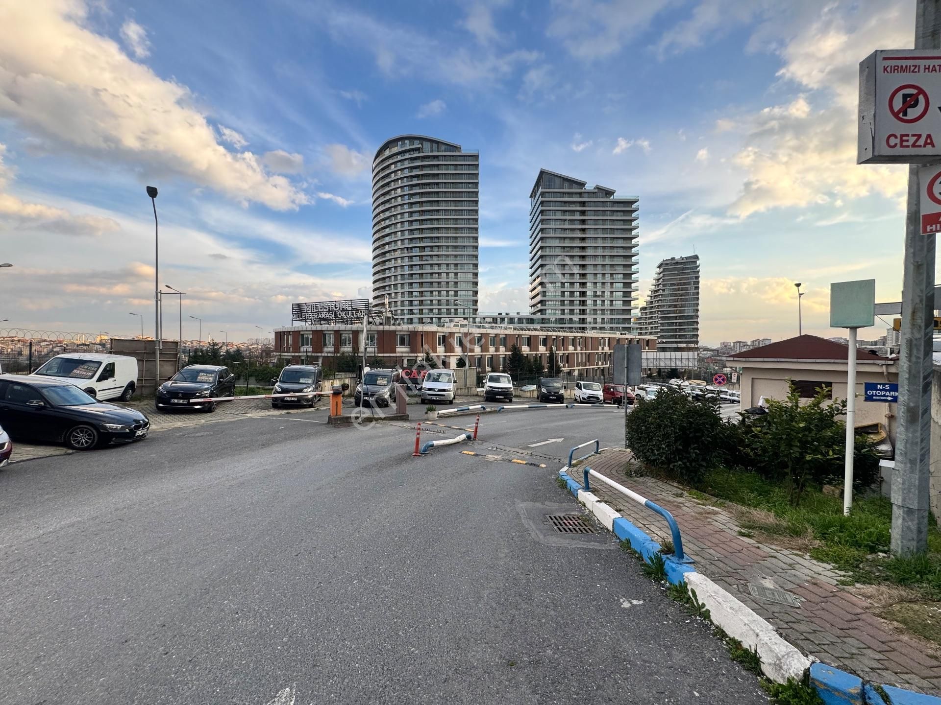 İstoç Oto Ticaret Merkezinde N Blok Merkezi Konum Satılık Dükkan - Görsel 7