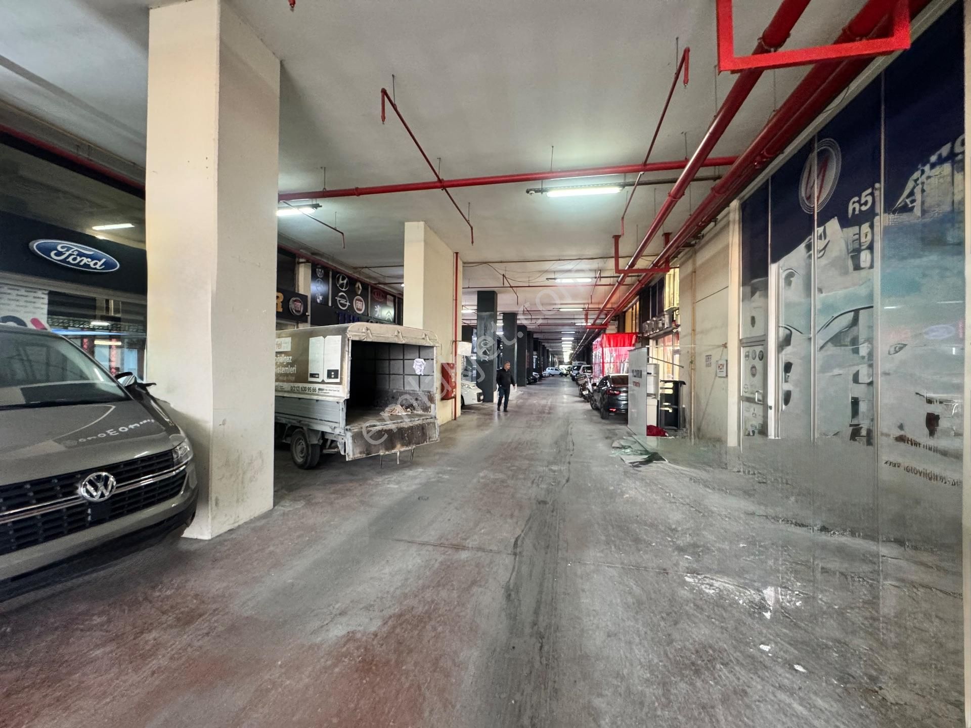 İstoç Oto Ticaret Merkezinde N Blok Merkezi Konum Satılık Dükkan - Görsel 11