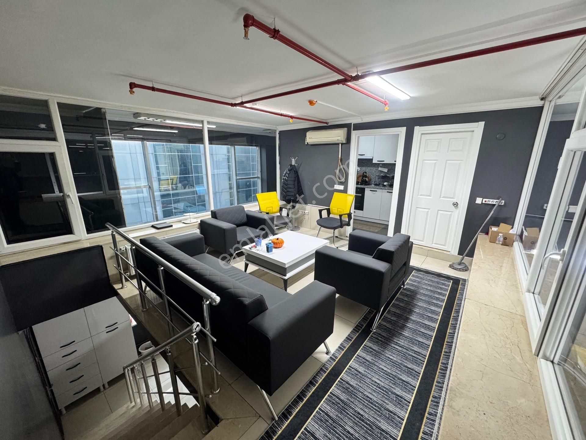 İstoç Oto Ticaret Merkezinde N Blok Merkezi Konum Satılık Dükkan - Görsel 28