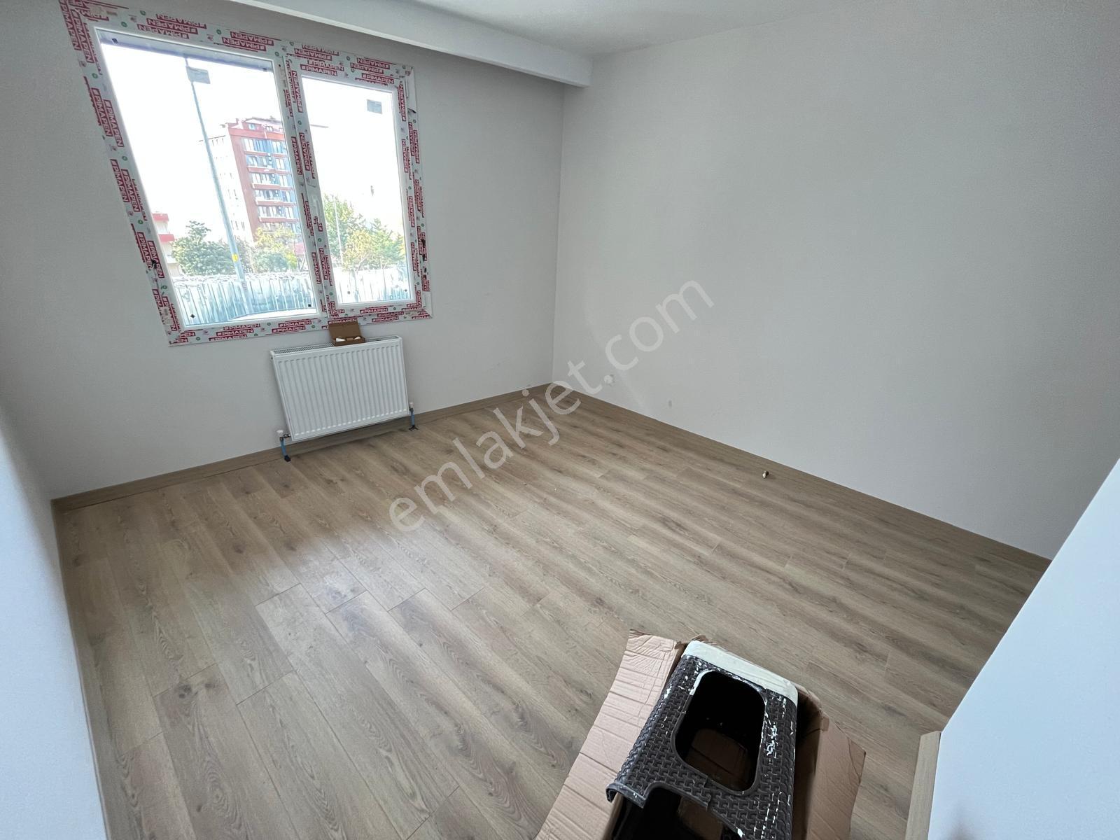 Has Seba'dan Cumhuriyetde 2+1 95m2 Göl Manzaralı Lüx Satılık Arakat Daire - Görsel 26