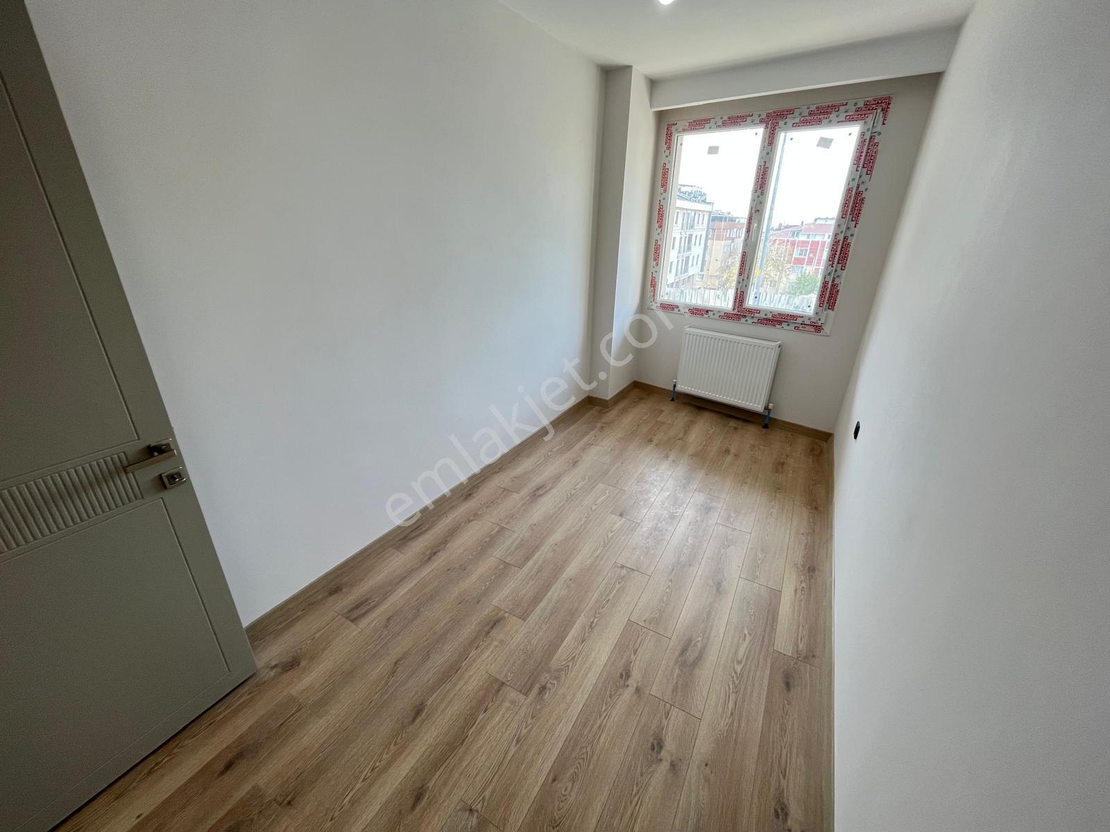 Has Seba'dan Cumhuriyetde 2+1 95m2 Göl Manzaralı Lüx Satılık Arakat Daire - Görsel 15