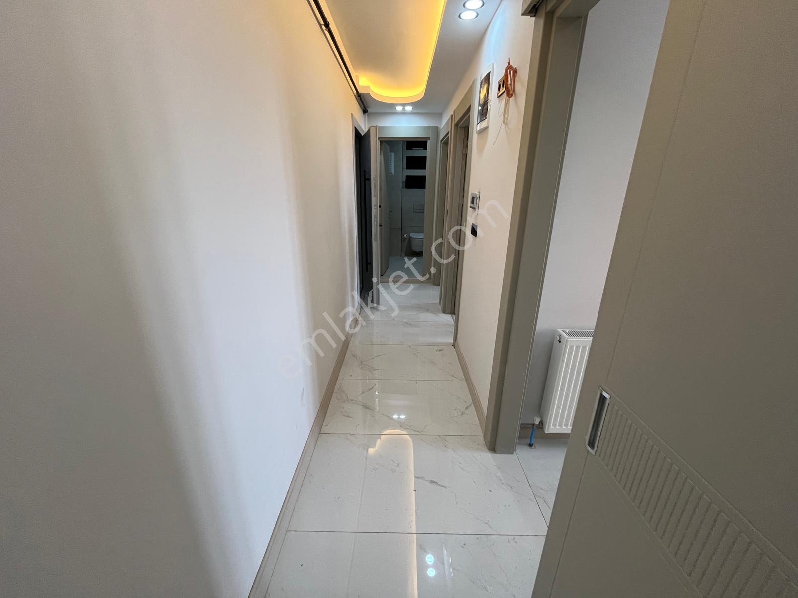 Has Seba'dan Cumhuriyetde 2+1 95m2 Göl Manzaralı Lüx Satılık Arakat Daire - Görsel 32