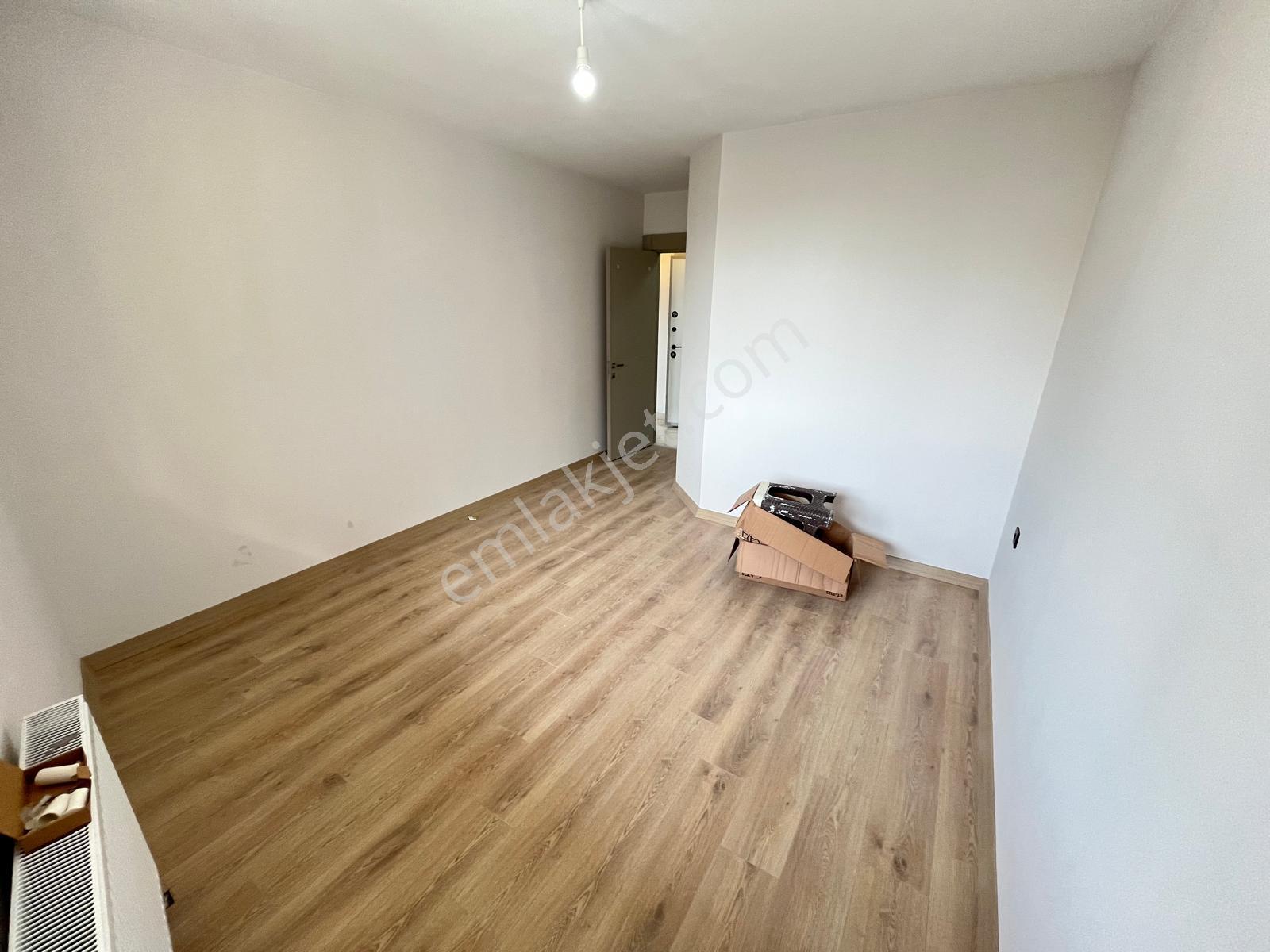 Has Seba'dan Cumhuriyetde 2+1 95m2 Göl Manzaralı Lüx Satılık Arakat Daire - Görsel 23