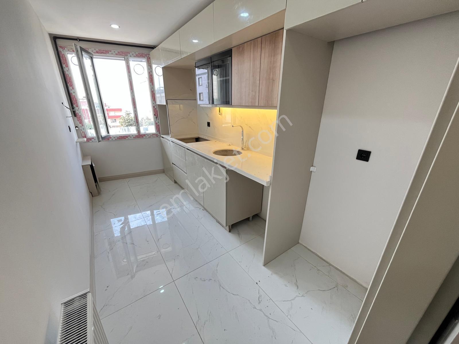 Has Seba'dan Cumhuriyetde 2+1 95m2 Göl Manzaralı Lüx Satılık Arakat Daire - Görsel 10