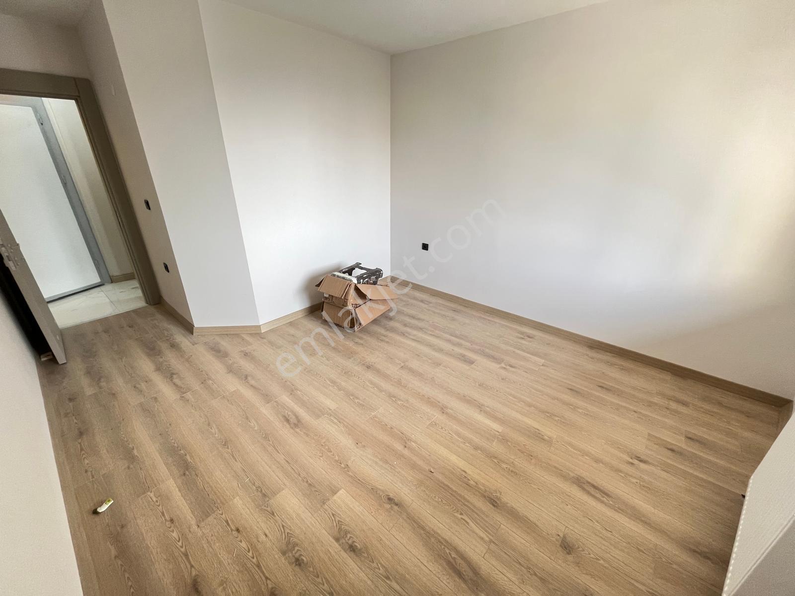 Has Seba'dan Cumhuriyetde 2+1 95m2 Göl Manzaralı Lüx Satılık Arakat Daire - Görsel 22