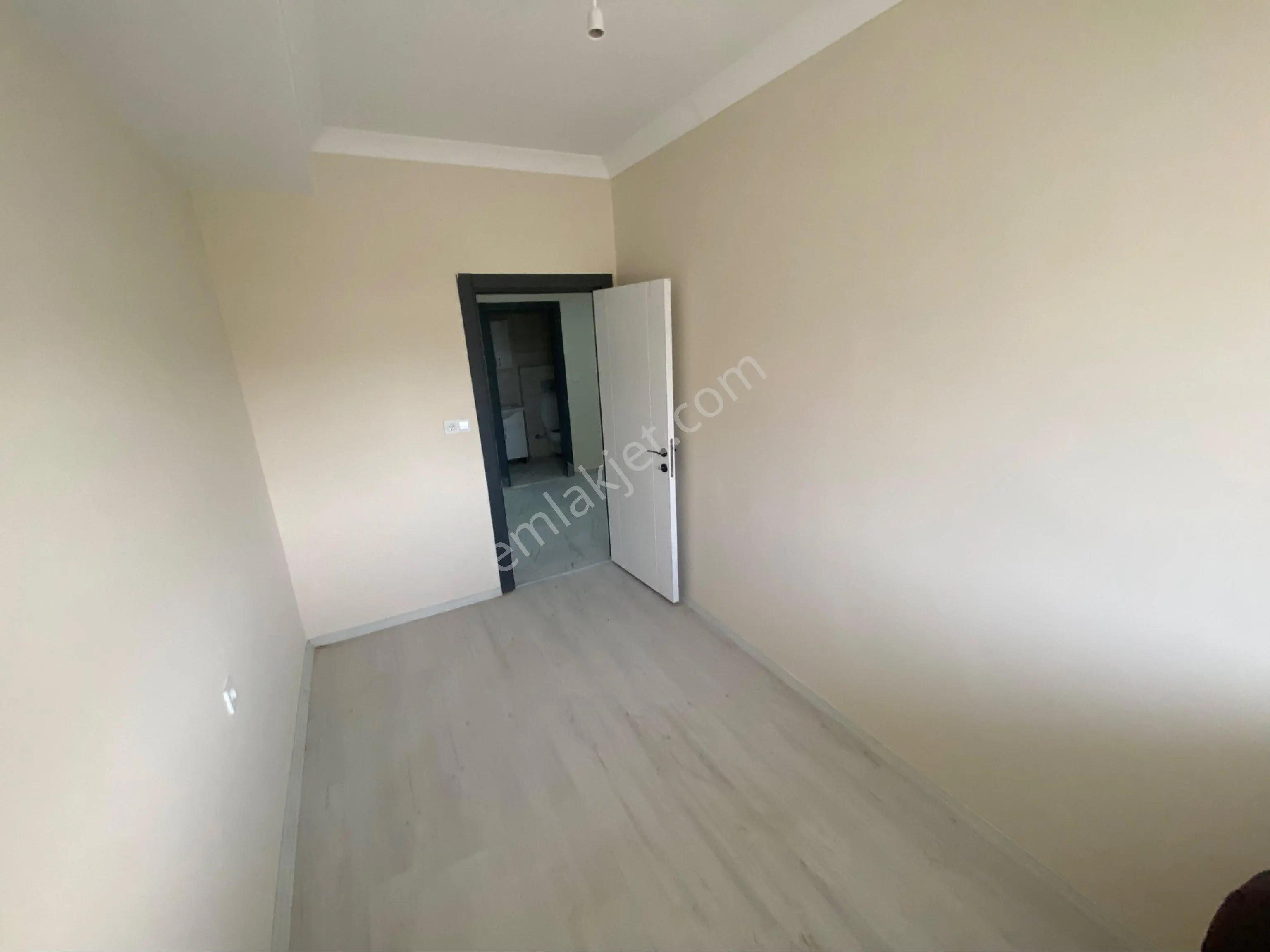 Özgür İnşat'tan Otoparklı Butik Site'de Satılık Daire - Görsel 4