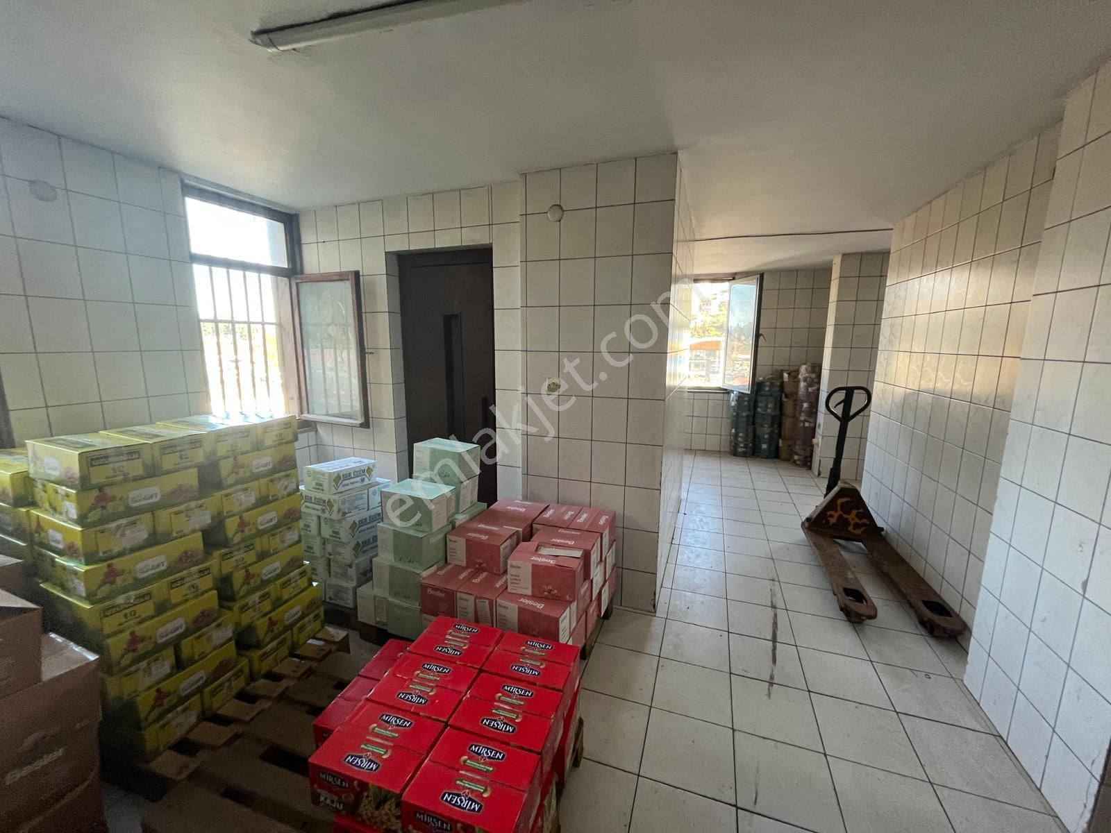 Trabzon'da Satılık Komple Ticari Bina - Görsel 30