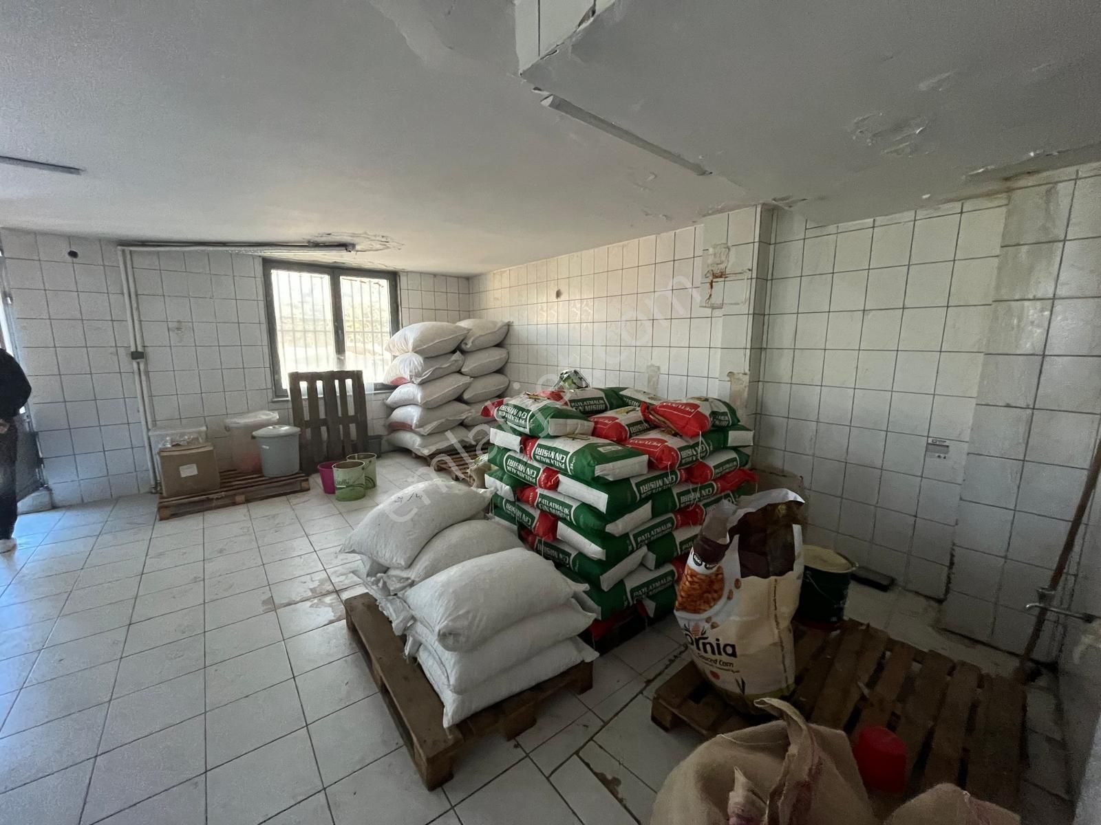 Trabzon'da Satılık Komple Ticari Bina - Görsel 34