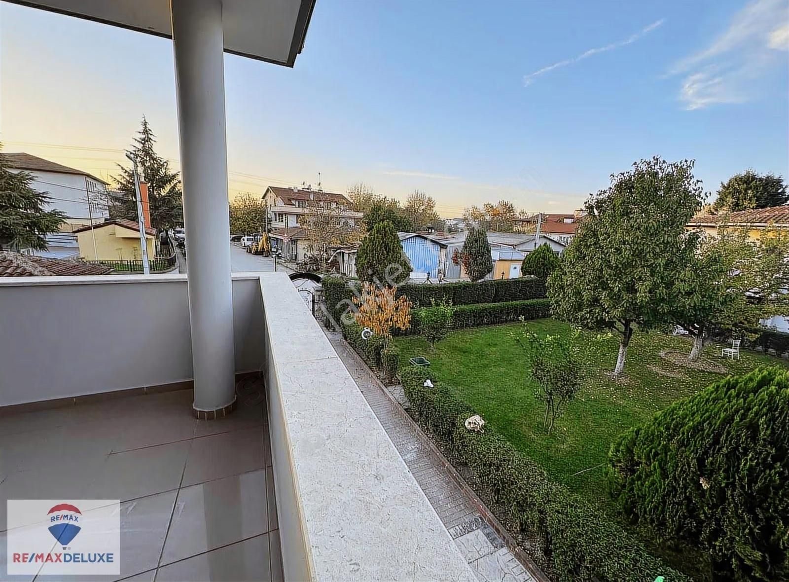 Başiskele Seymen Sahil De Kiralık Lüks Villa - Görsel 33