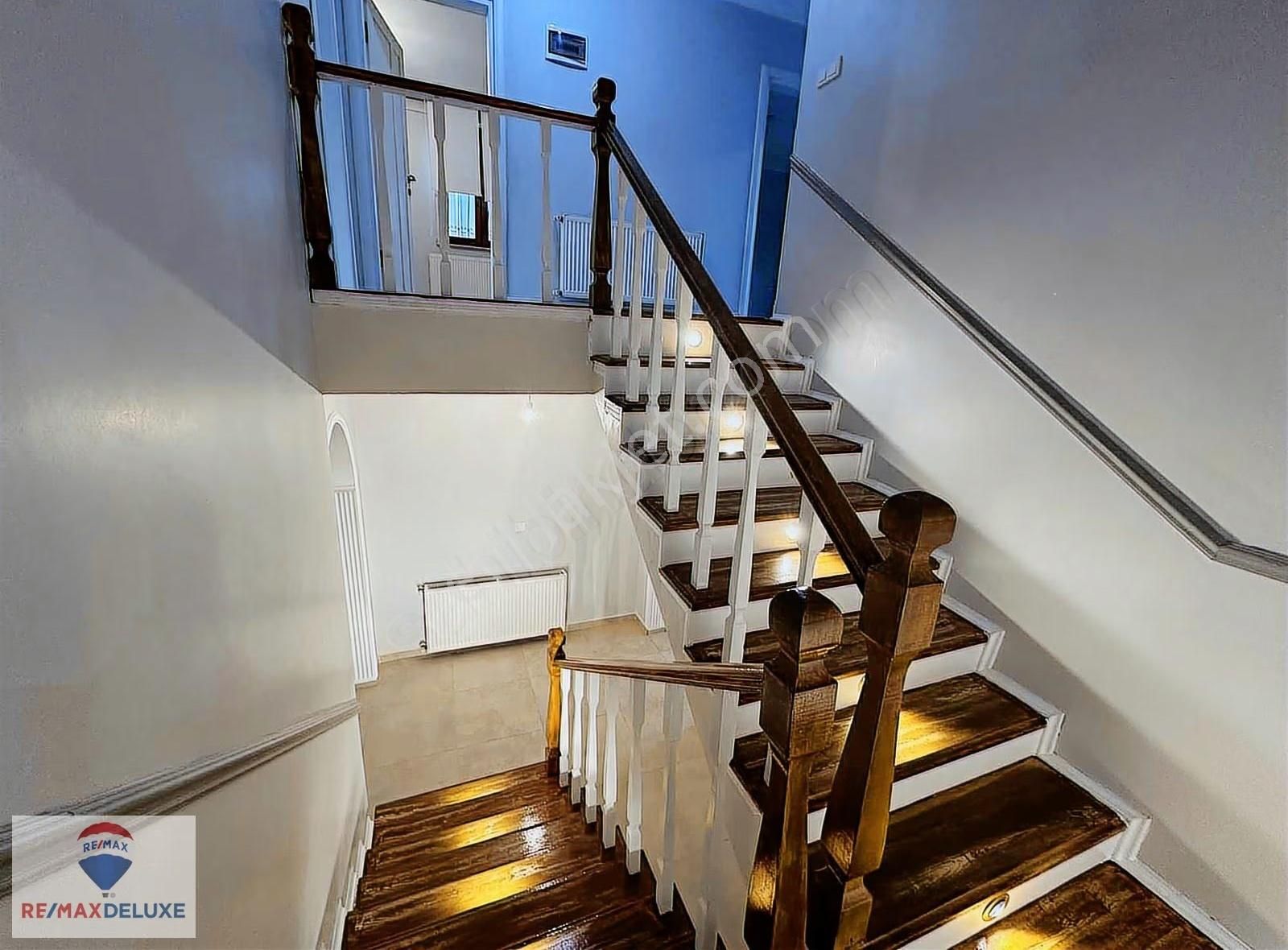 Başiskele Seymen Sahil De Kiralık Lüks Villa - Görsel 23