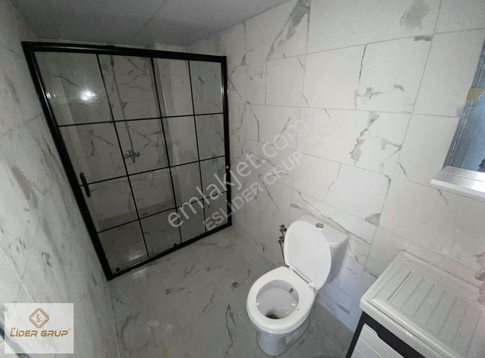 [eslider] Orhan Oğuz Cd.si Yakını Özel Garajlı Satılık 2+1 - Görsel 5