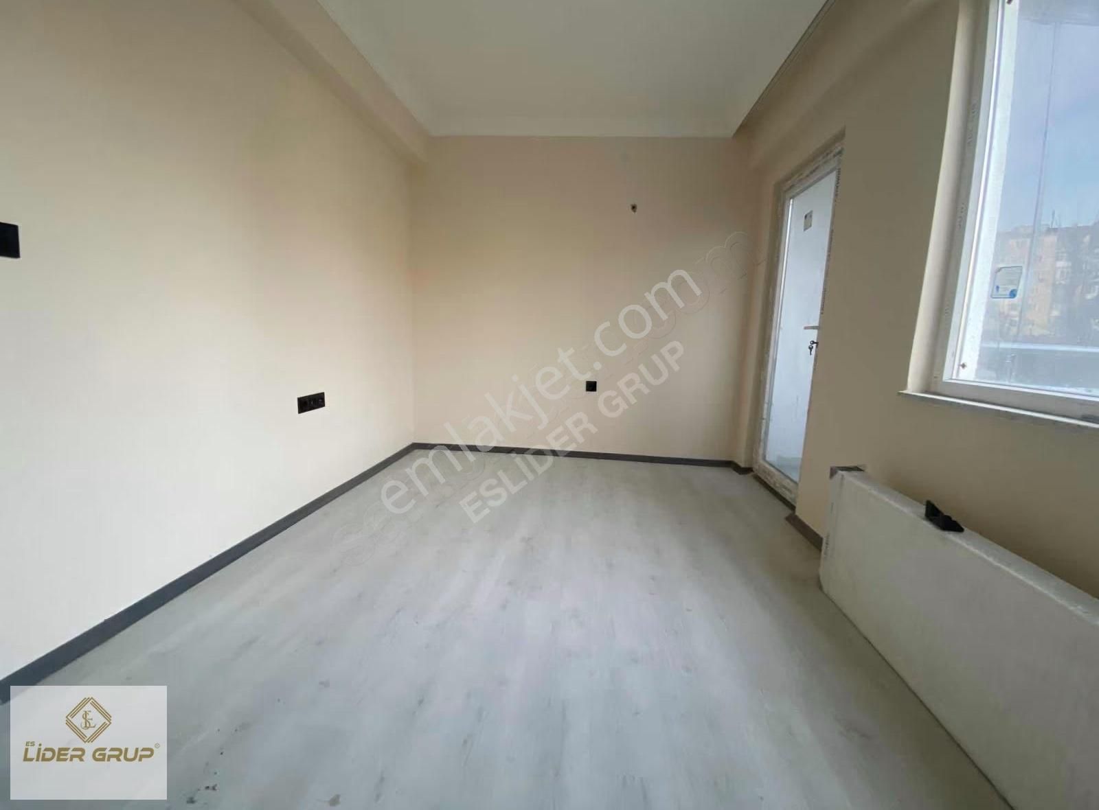 [eslider] Orhan Oğuz Cd.si Yakını Özel Garajlı Satılık 2+1 - Görsel 10