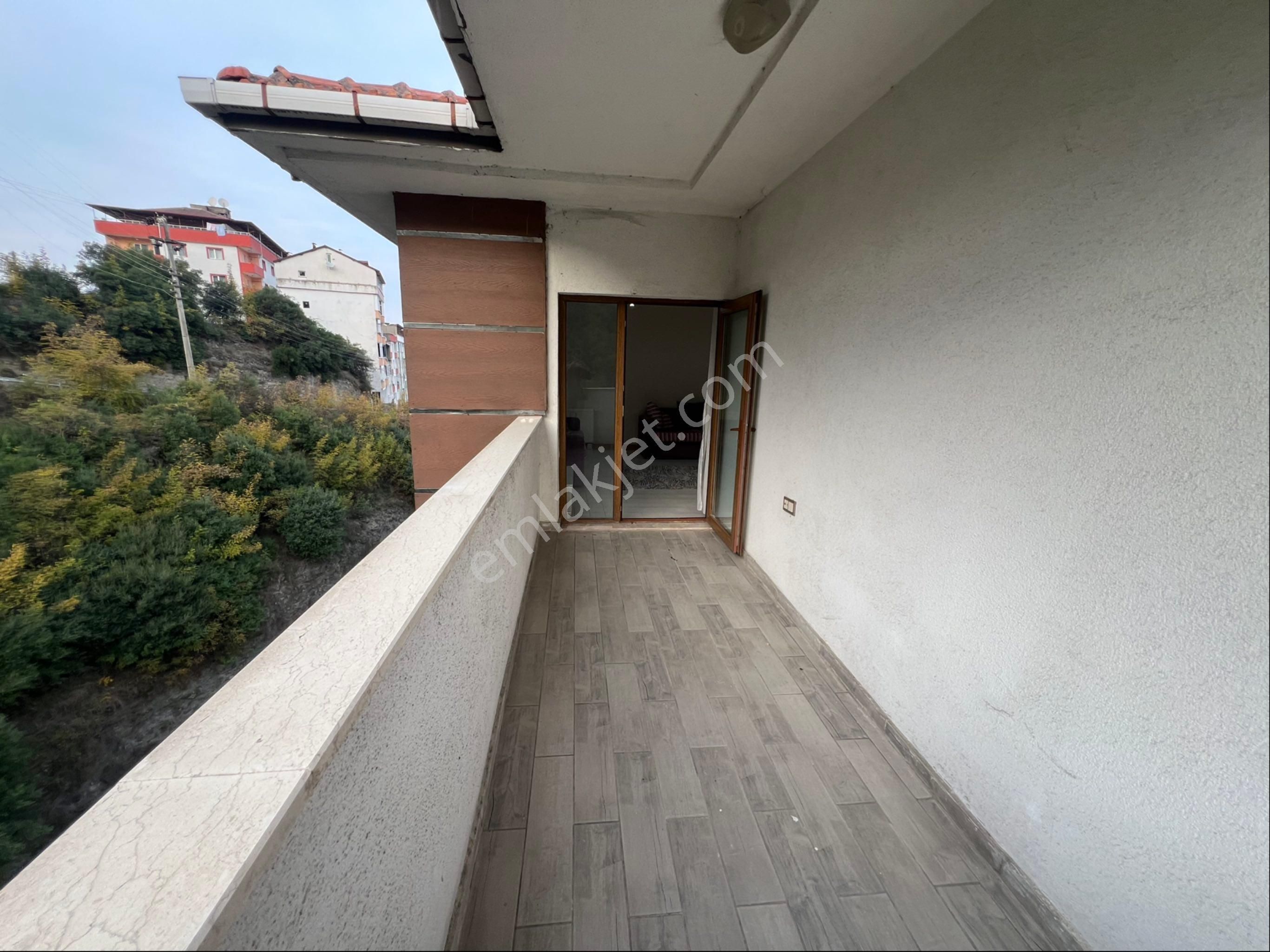 Tutkun Gayrimenkul'den Yomra Toki'de Satılık Fırsat 3+1 Daire - Görsel 23